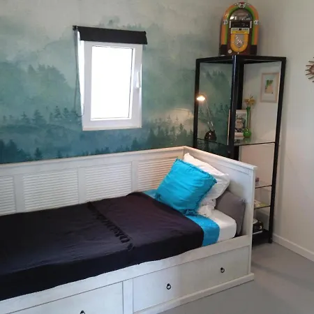 Eden 122 Holiday home *